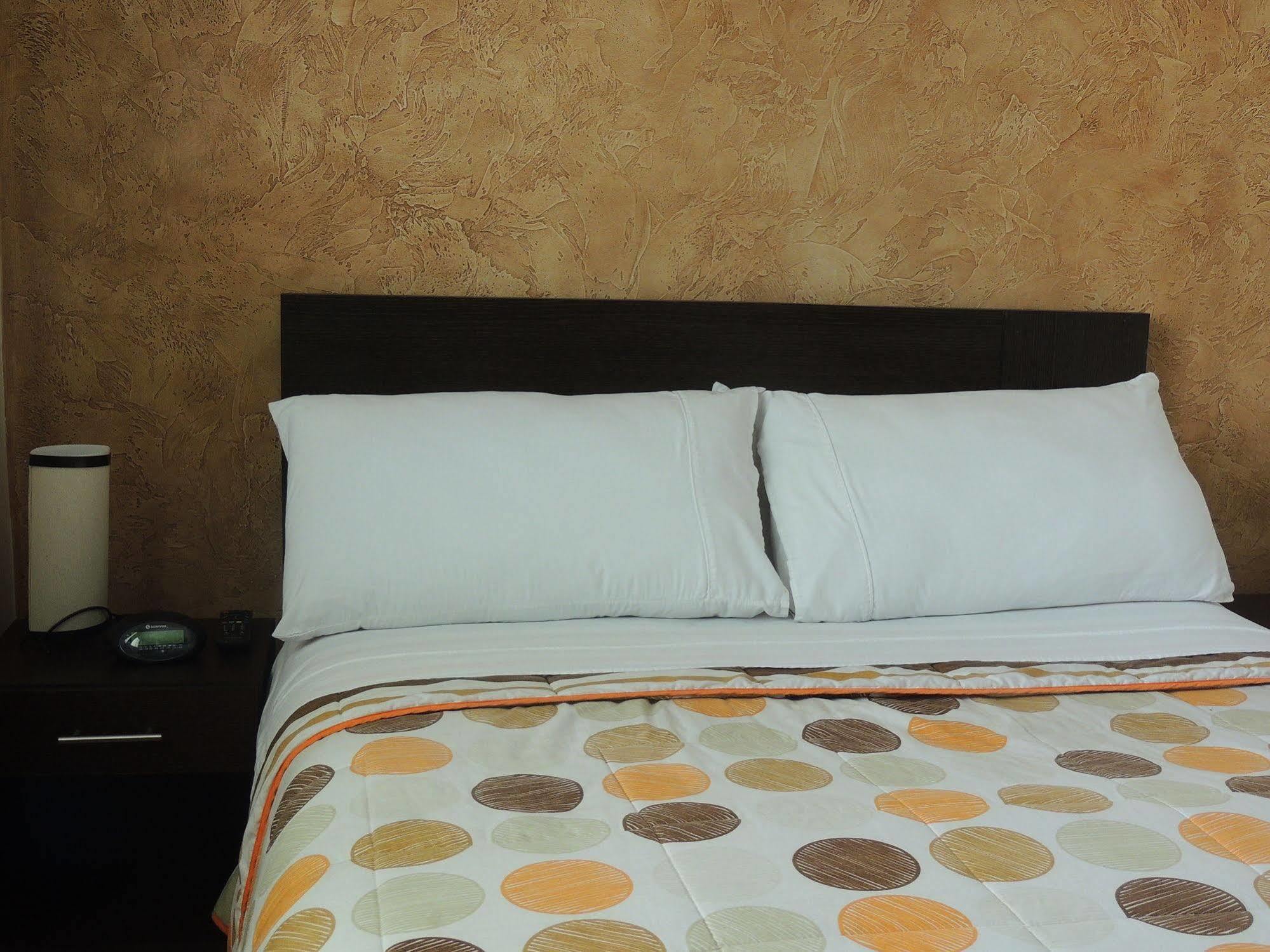 Titan Hotel & Spa Bogota Luaran gambar